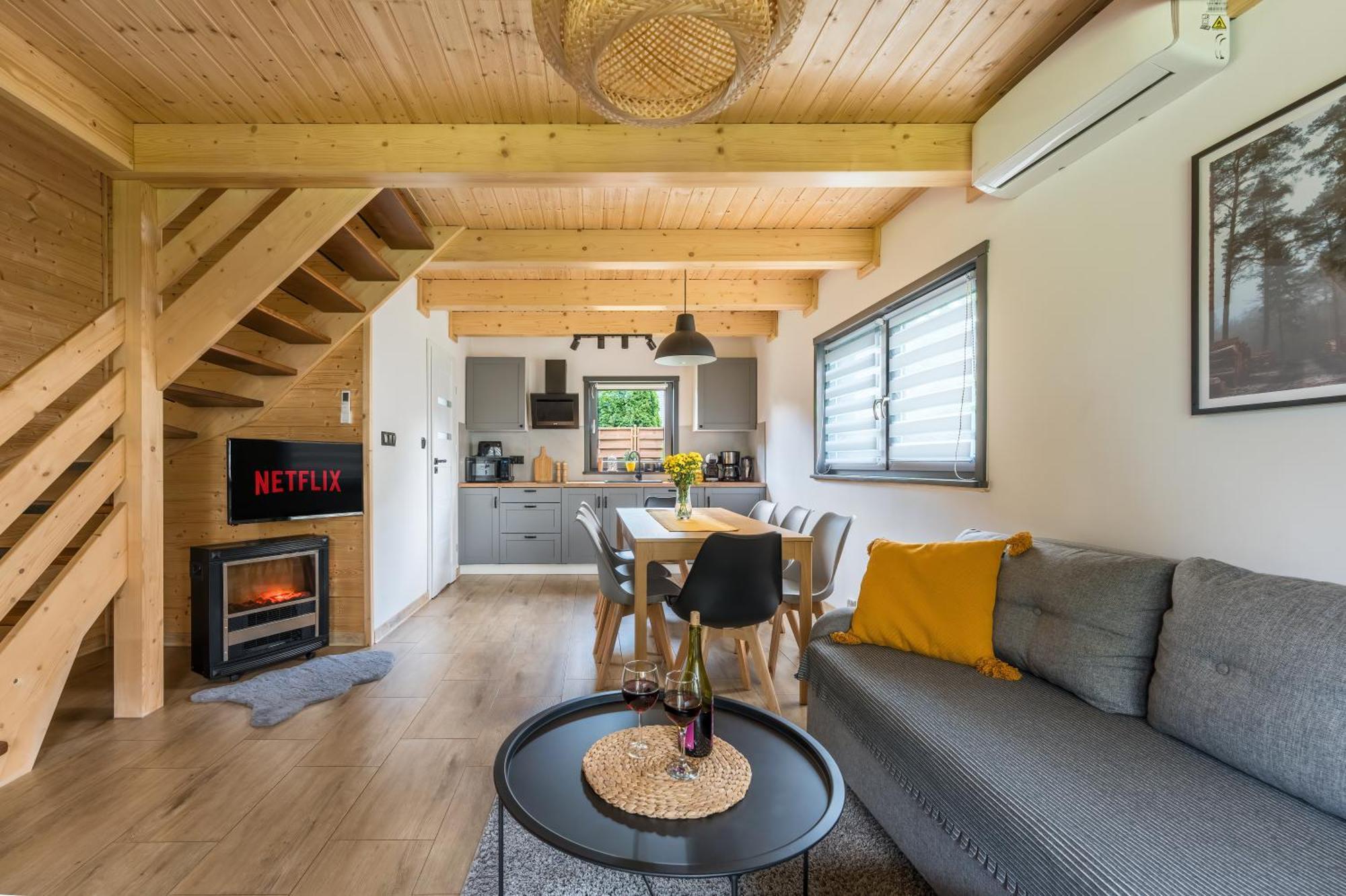 Holiday home Dream Z Tarasem I Ogrodem, Szybkim Wi-fi 600mb I Vod, Parking Free Ev